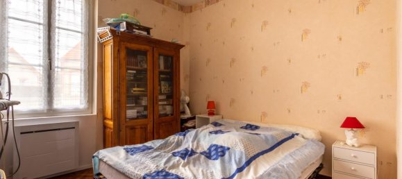 2 Schlafzimmer Haus in Romorantin-Lanthenay, France, Nr. 60459 7