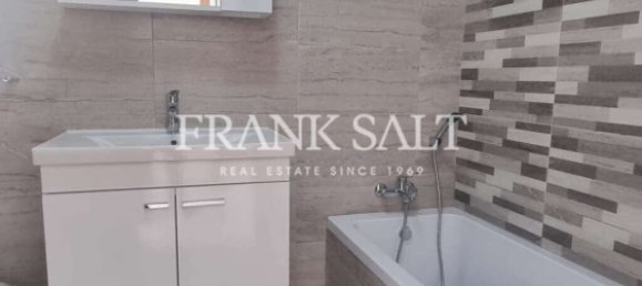 2 غرف نوم شقة في Zebbug, Malta رقم 7334 9