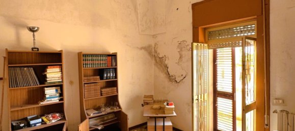 3 bedrooms House in Tricase, Italy No. 339810 5