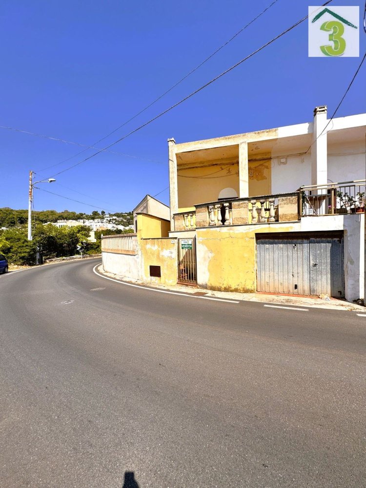 3 bedrooms House in Tricase, Italy No. 339810