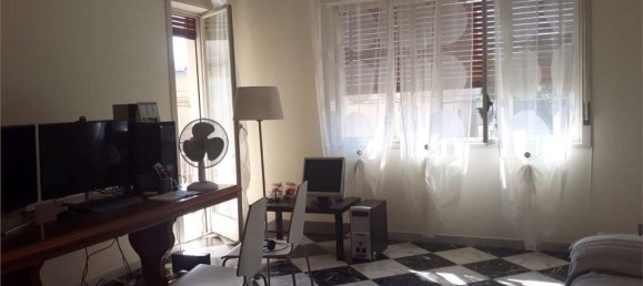 4-salle Appartement à Syracuse, Italy No. 243036 6