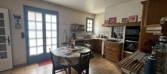 4 bedrooms House in Monts, France No. 49991 5