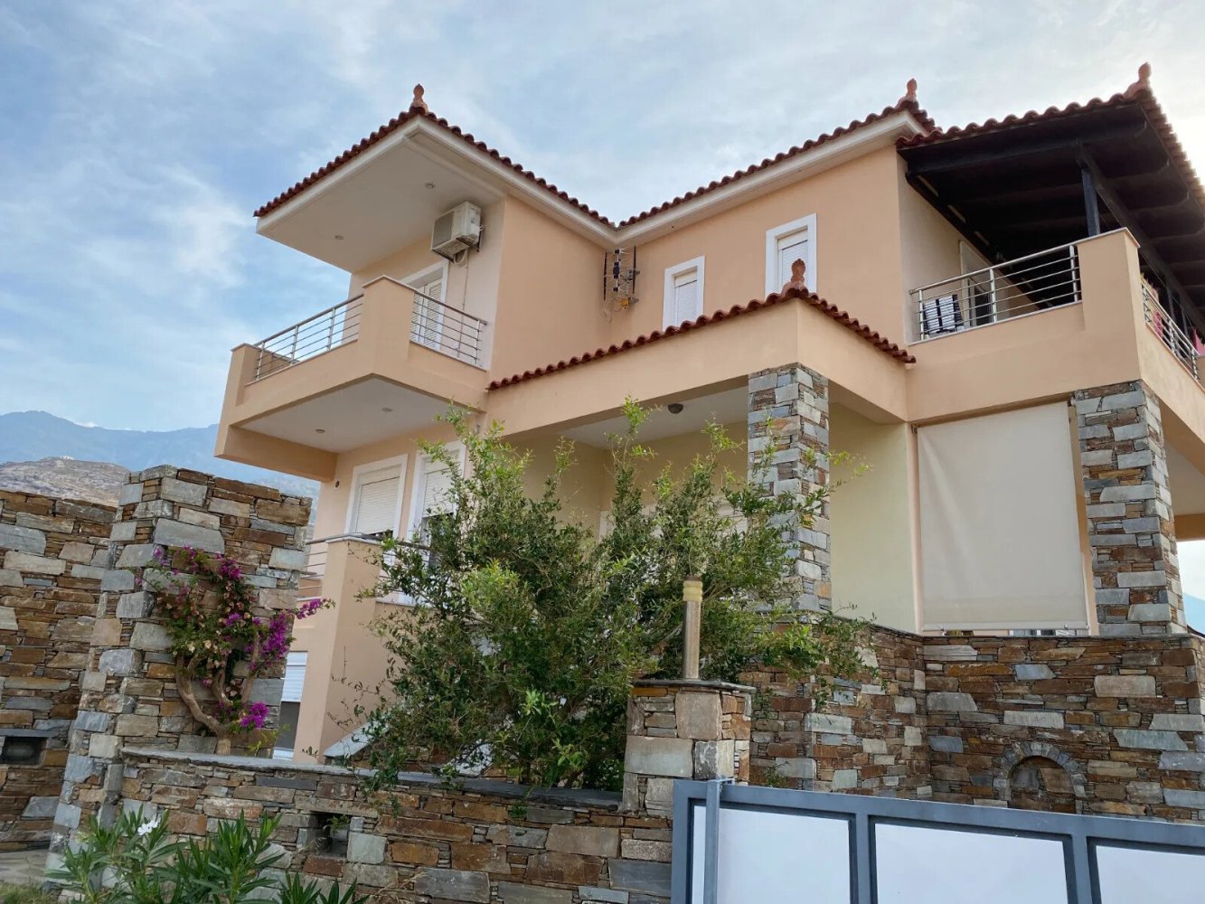 190m² Apartment in Euboea, Greece No. 3484