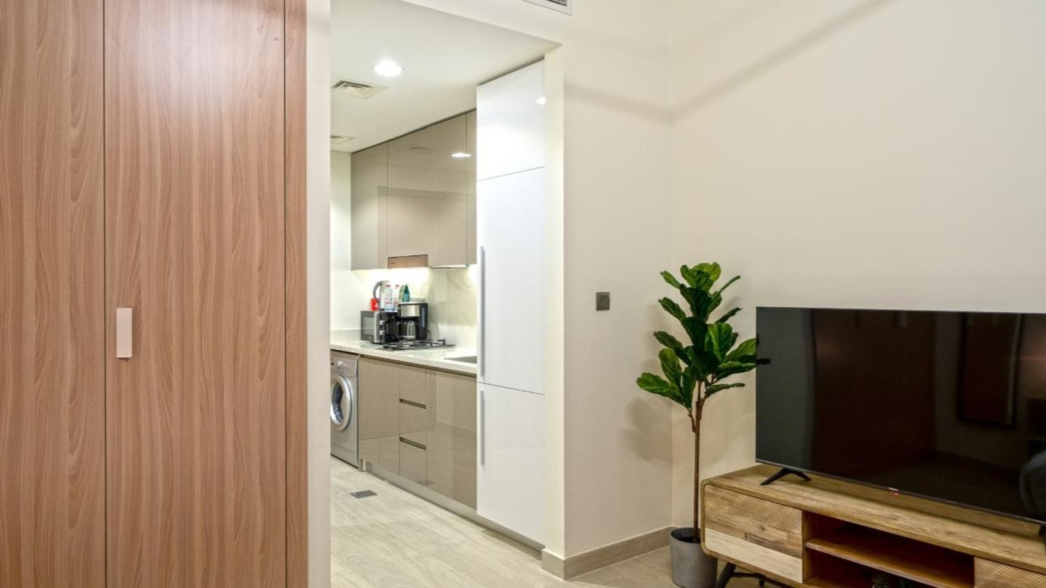 1 bedroom Apartment in AZIZI VISTA, Dubai Studio City, UAE No. 62157