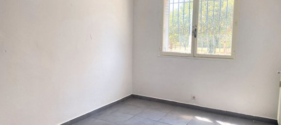 2 Schlafzimmer Wohnung in Salon-de-Provence, France, Nr. 197096 6