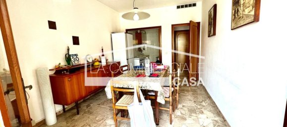 4 bedrooms Apartment in Eraclea, Italy No. 350548 3