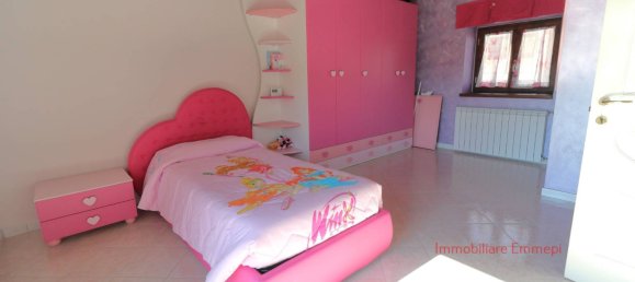 4 Schlafzimmer Haus in Tolfa, Italy, Nr. 46709 17