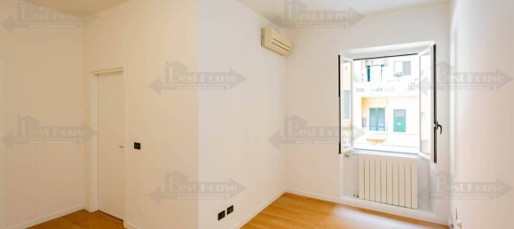 1 bedroom Apartment in Milan, Italy No. 346668 9