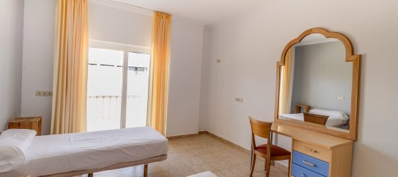 5840m² Hotel in Cadiz, Spain No. 97730 36