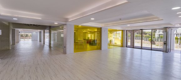 5840m² Hotel in Cadiz, Spain No. 97730 40