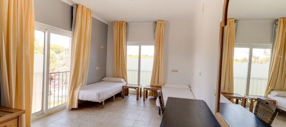 5840m² Hotel in Cadiz, Spain No. 97730 33