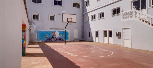 5840m² Hotel in Cadiz, Spain No. 97730 30