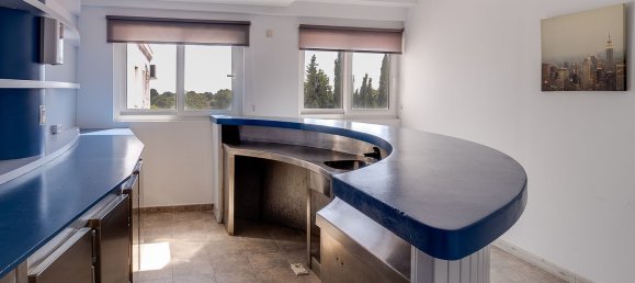 5840m² Hotel in Cadiz, Spain No. 97730 23