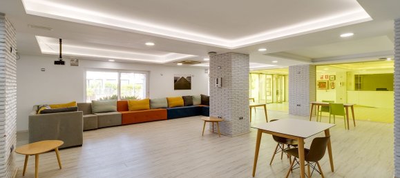 5840m² Hotel in Cadiz, Spain No. 97730 13