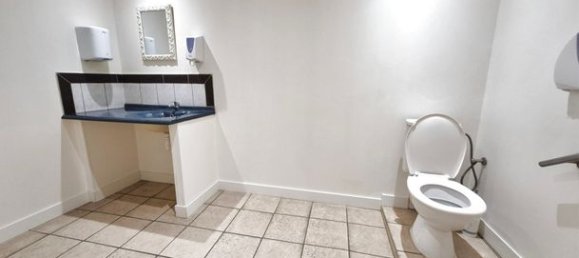 143m² Commercial property in Pagny-sur-Moselle, France No. 310846 11