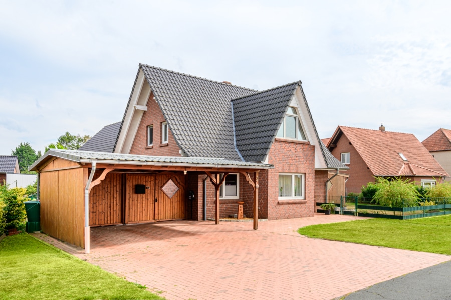 5 bedrooms Townhouse in Diepholz, Germany No. 371275