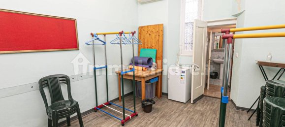 Apartamento de 2 dormitorios en Genoa, Italy No. 374004 17