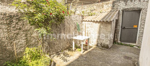 Apartamento de 2 dormitorios en Genoa, Italy No. 374004 31