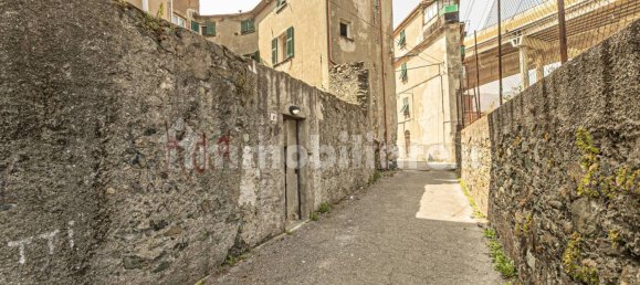 Apartamento de 2 dormitorios en Genoa, Italy No. 374004 25