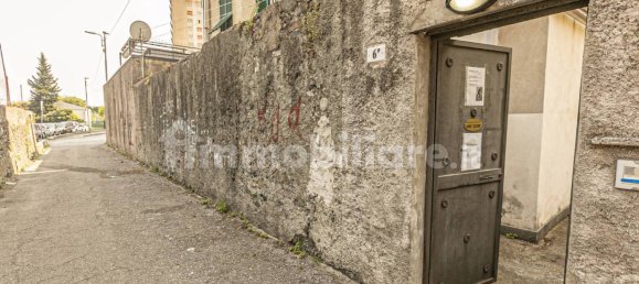 Apartamento de 2 dormitorios en Genoa, Italy No. 374004 24