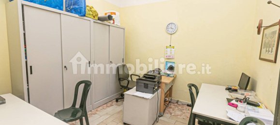Apartamento de 2 dormitorios en Genoa, Italy No. 374004 7