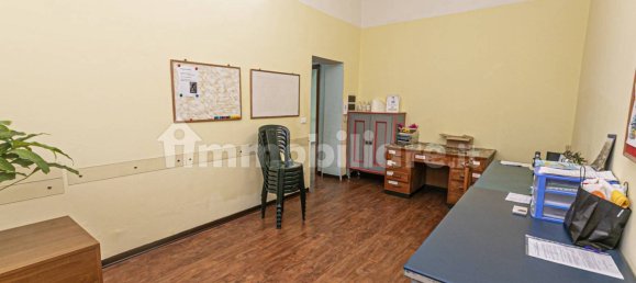 Apartamento de 2 dormitorios en Genoa, Italy No. 374004 13