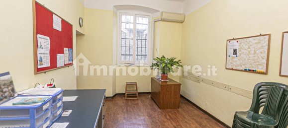 Apartamento de 2 dormitorios en Genoa, Italy No. 374004 14