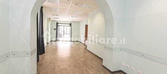 Apartamento de 2 dormitorios en Genoa, Italy No. 374004 21