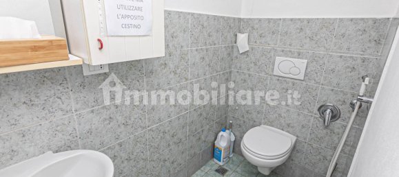 Apartamento de 2 dormitorios en Genoa, Italy No. 374004 19