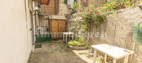 Apartamento de 2 dormitorios en Genoa, Italy No. 374004 28