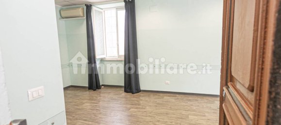 Apartamento de 2 dormitorios en Genoa, Italy No. 374004 22