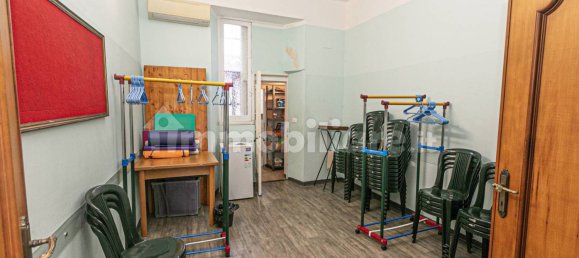Apartamento de 2 dormitorios en Genoa, Italy No. 374004 16