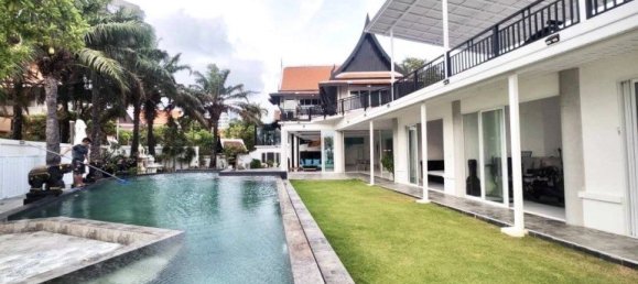 10 bedrooms Cafe / restaurant in Pattaya, Thailand No. 11640 3