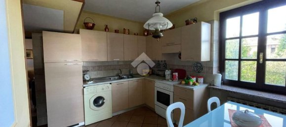 5 bedrooms Villa in Oleggio, Italy No. 342049 4