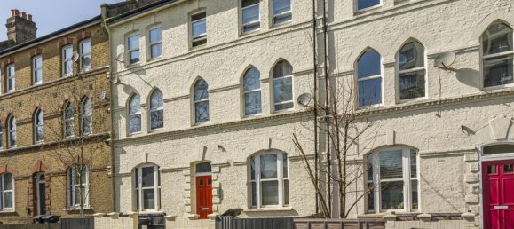 Studio in London, United Kingdom No. 7733 14