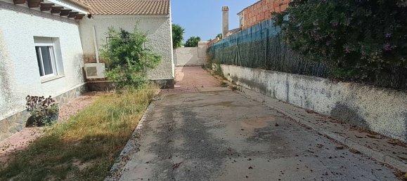 5 bedrooms Villa in Alicante, Spain No. 176568 2