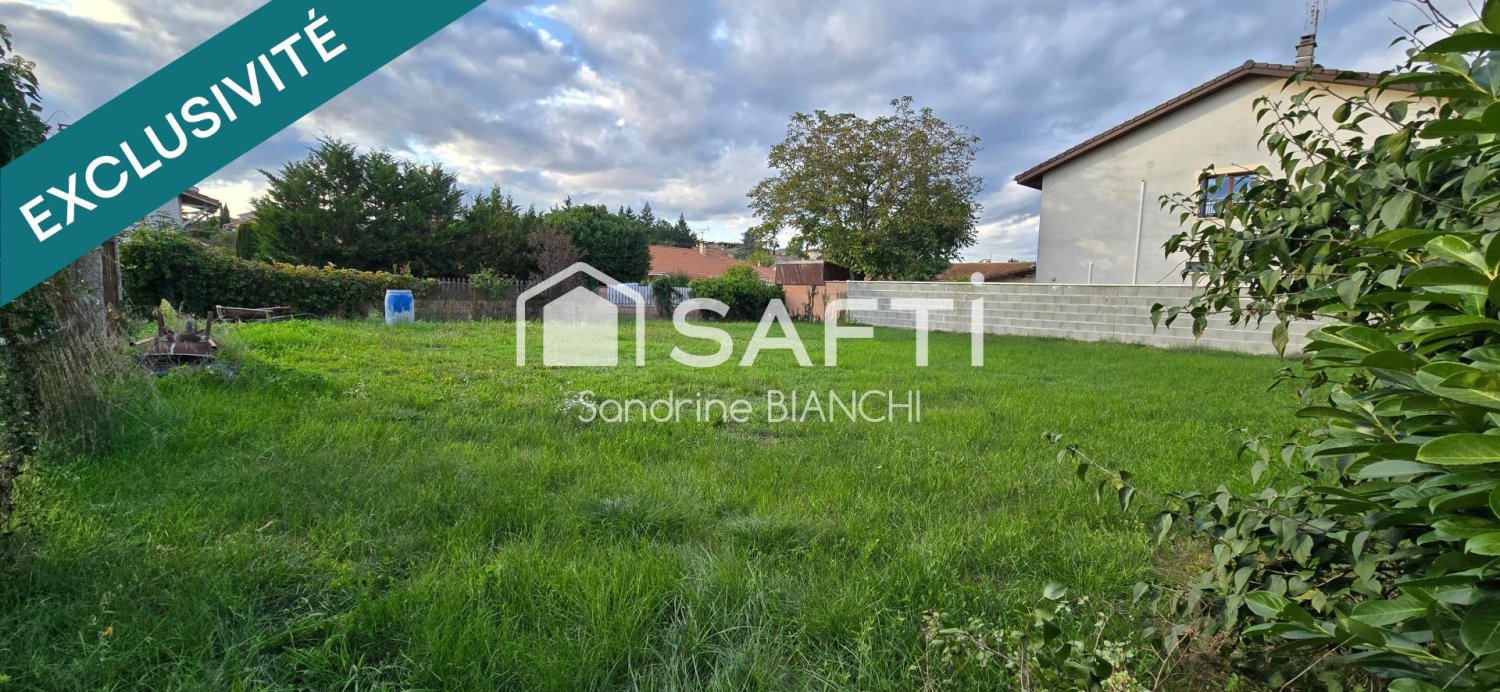 444m² Land in Charvieu-Chavagneux, France No. 362894