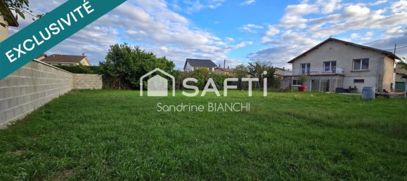 444m² Land in Charvieu-Chavagneux, France No. 362894 3