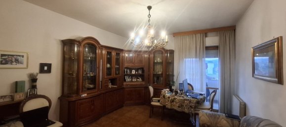Apartamento de 4 dormitorios en Pescara, Italy No. 41819 3