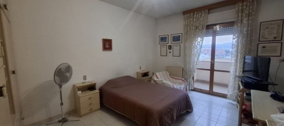 Apartamento de 4 dormitorios en Pescara, Italy No. 41819 6