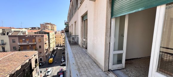 4-salle Appartement à Catania, Italy No. 324974 20