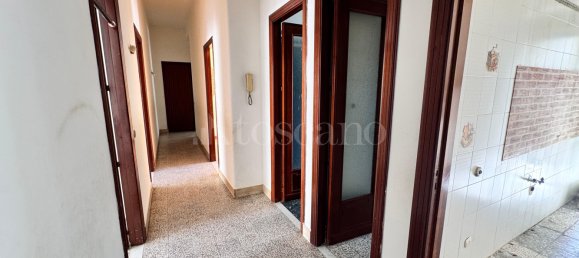 4-salle Appartement à Catania, Italy No. 324974 5