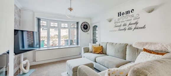 4 bedrooms Commercial property in Crawley, United Kingdom No. 6260 20