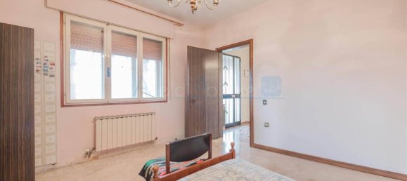 Вилла с 10 комнатами в Ноале, Италия № 30705 19