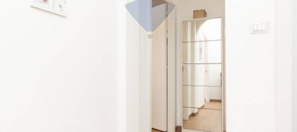 5 rooms Apartment in Genoa, Italy No. 14848 35