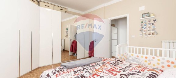 5 rooms Apartment in Genoa, Italy No. 14848 22