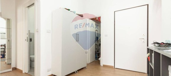 5 rooms Apartment in Genoa, Italy No. 14848 31