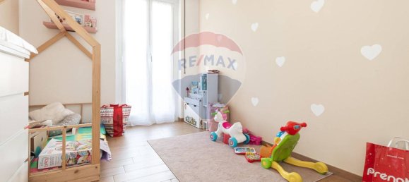 5 rooms Apartment in Genoa, Italy No. 14848 28