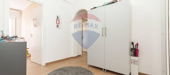 5 rooms Apartment in Genoa, Italy No. 14848 33