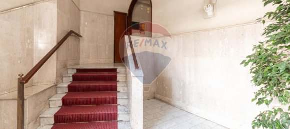 5 rooms Apartment in Genoa, Italy No. 14848 39